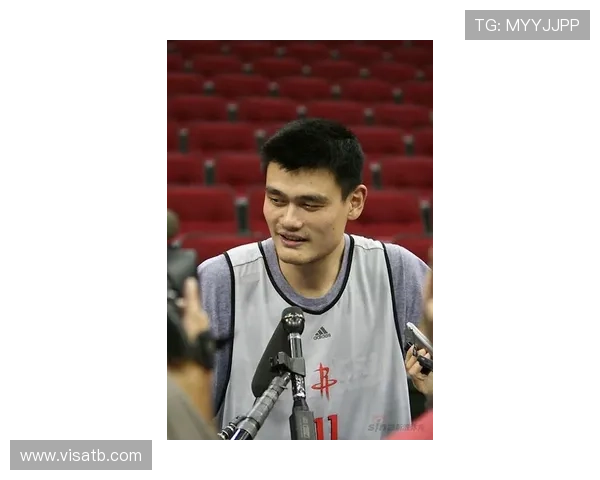 姚明持枪证引发热议体育明星的安全与隐私如何平衡 姚明持枪证引发热议体育明星的安全与隐私如何平衡